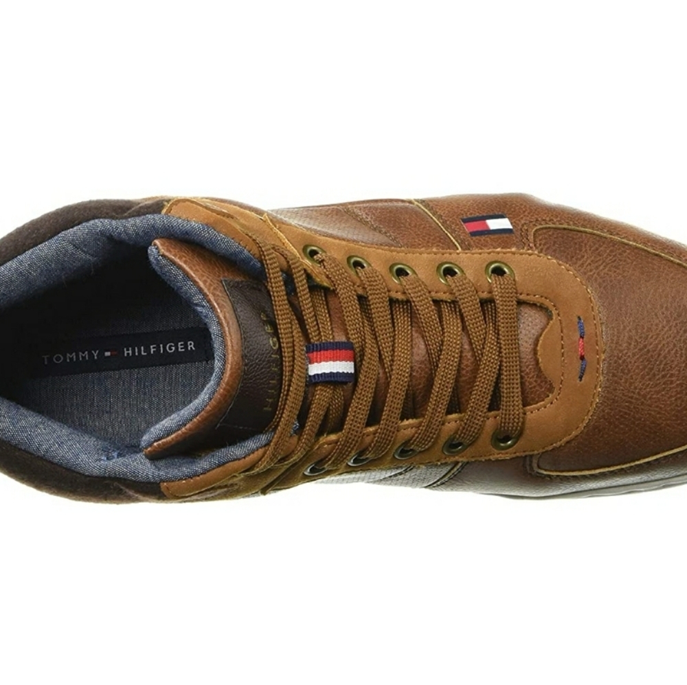 🆕️Men's Manzu Sneaker